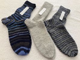 1 Paar neue handgestrickte dicke Socken Nr 45/46 zur Auswahl