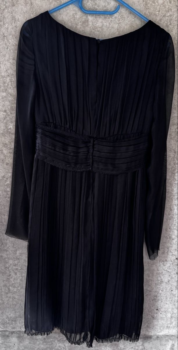 Robes: Schwarzes Kleid Alberta Ferretti – D'occasion à Zürich par Manubene 1