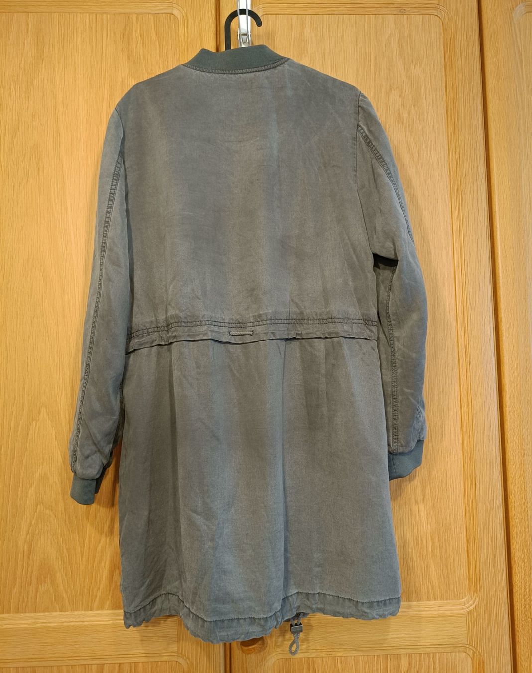Mäntel: Street One leichter Langmantel anthrazit Gr. 38 – Gebraucht aus Zürich von Atelier.Second 1