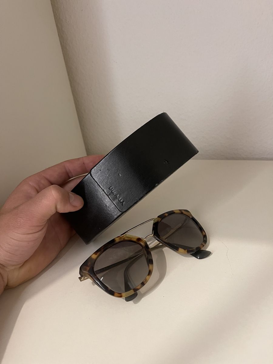 Prada Brillen & Gläser: Oryginal Prada Sonnenbrille im Schildpattmuster mit Etui! – Gebraucht aus Wetzikon ZH von Jan_wojt 9