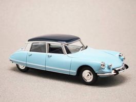 CITROEN DS21 PALLAS HELL/DUNKELBLAU 1:43 NOREV