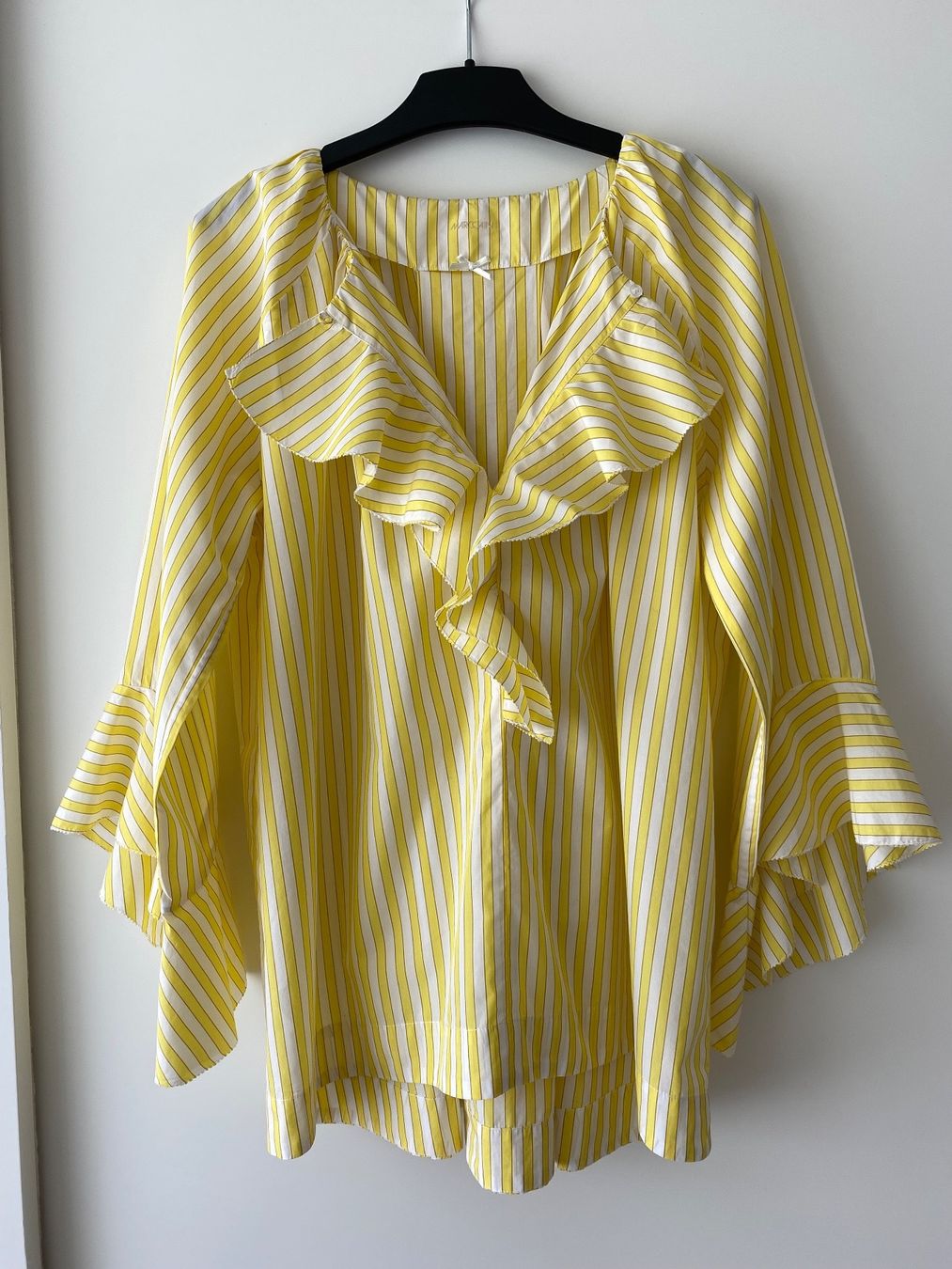 Marc Cain Blusen: Marc Cain Bluse, Grösse 38 – Gebraucht aus Winterthur von marisole4