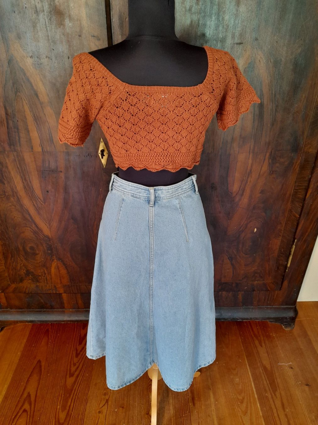 Gonne: cooler Jeansrock . 34 . hellblau . – Usato da Leuggelbach venduto da schmetterlings-fee 2