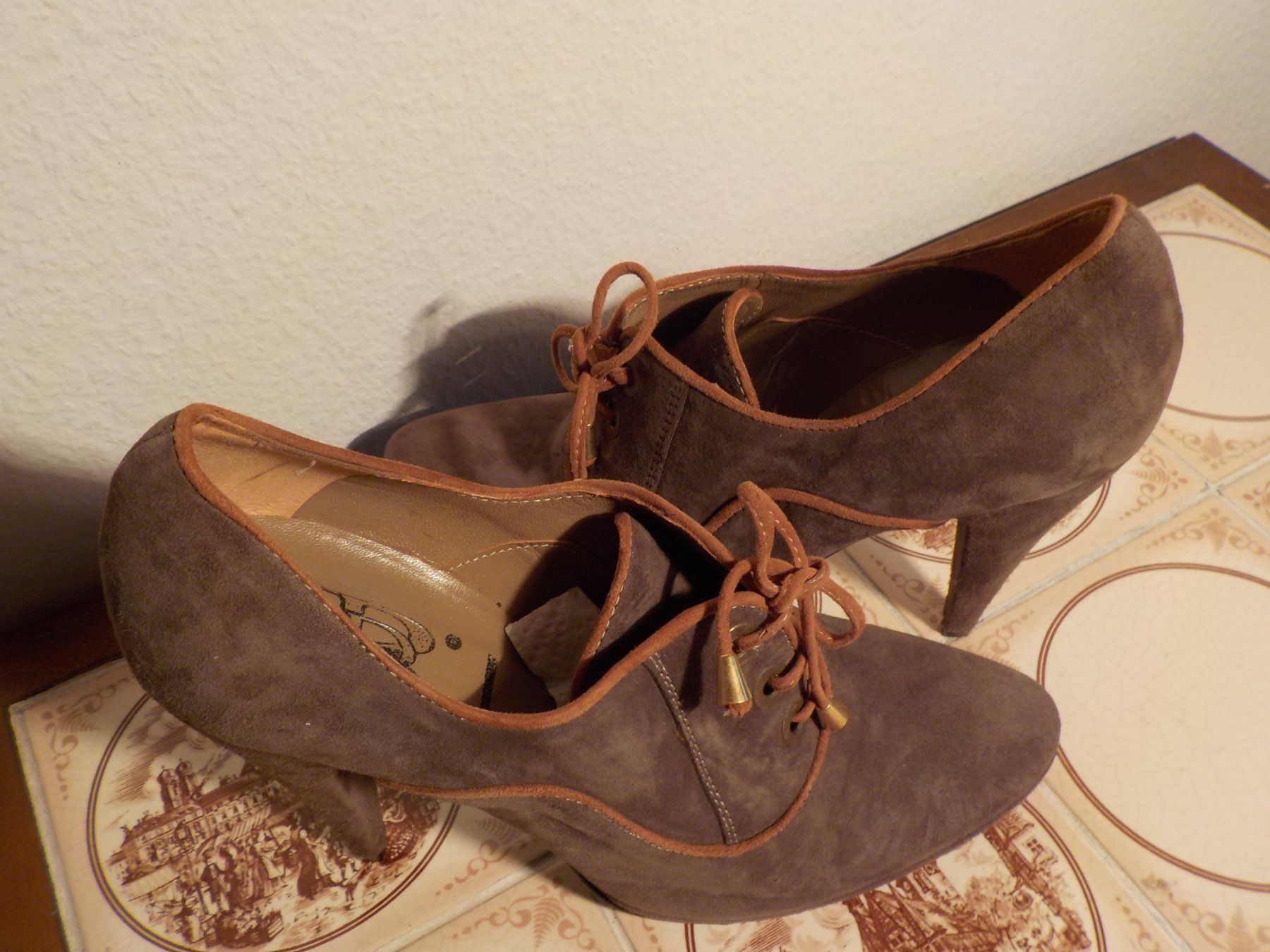 Scarpe da donna: Pumps Vintage Gr.38 – Usato da Mörschwil venduto da wunderkiste44 4