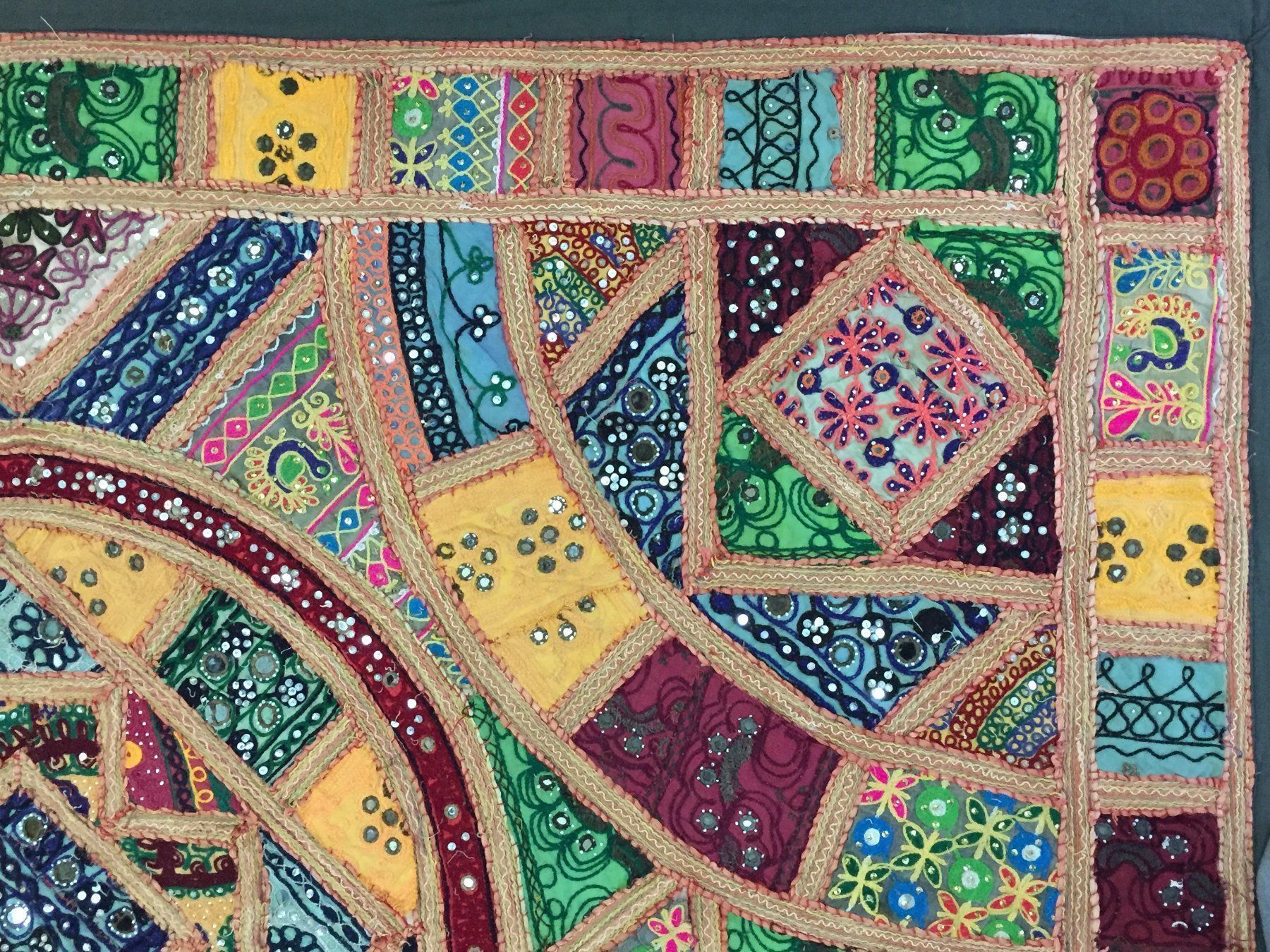 Coperte: Vintage Indische Decke Handarbeit – Usato da Schaffhausen venduto da vintageville 3
