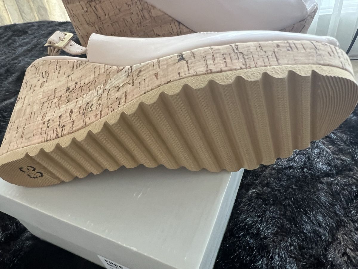 Scarpe da donna: Keilsandalen – Usato da Schönenberg ZH venduto da Bosh 2