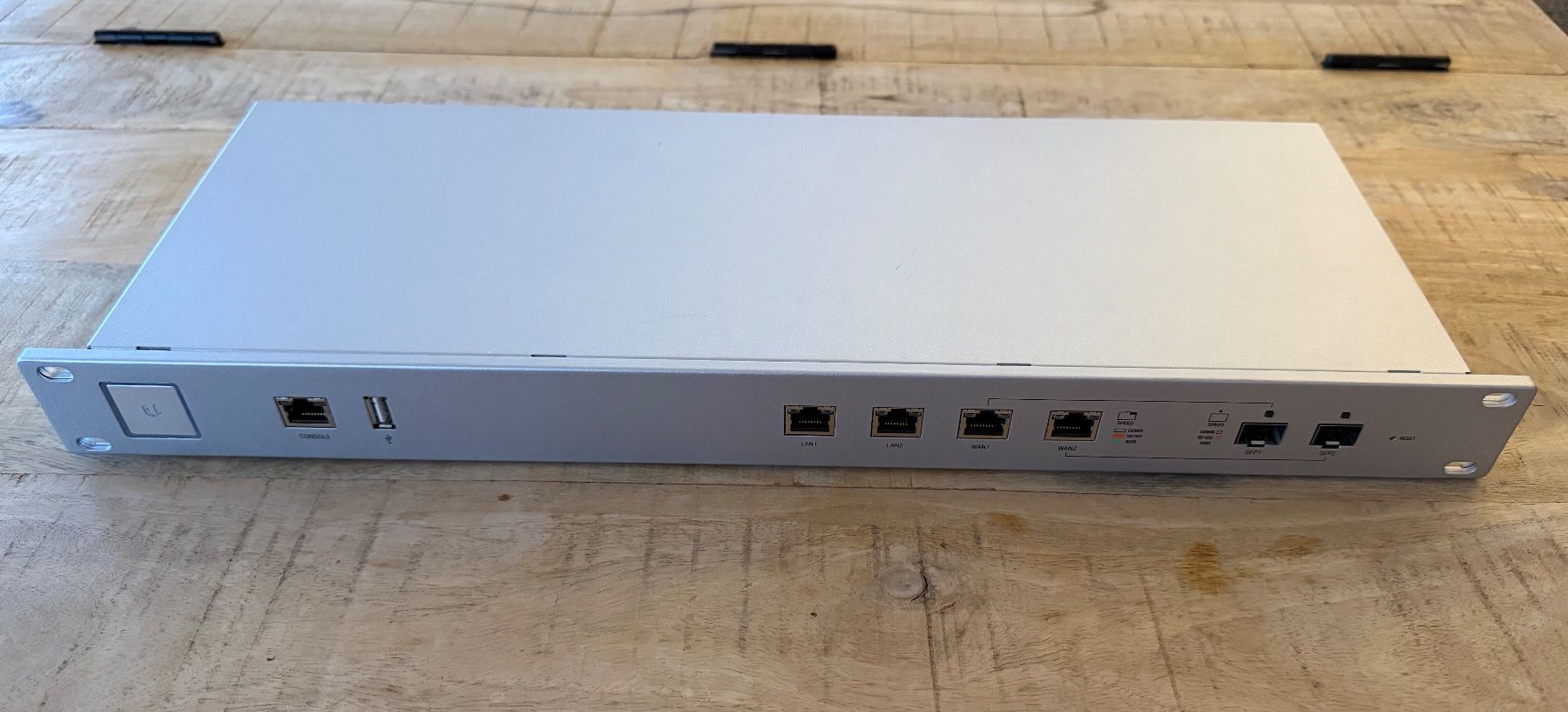 Firewall: Ubiquiti USG: UniFi Security Gateway Pro 4 – Usato da Stallikon venduto da Shagol 1