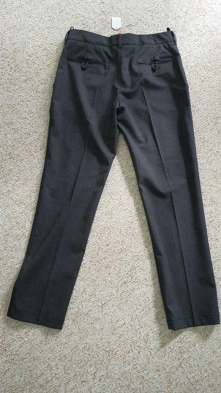 Pantaloni: Prada Hose – Nuovo e nell'imballaggio originale da Lachen SZ venduto da HelvetiaLuxury 6
