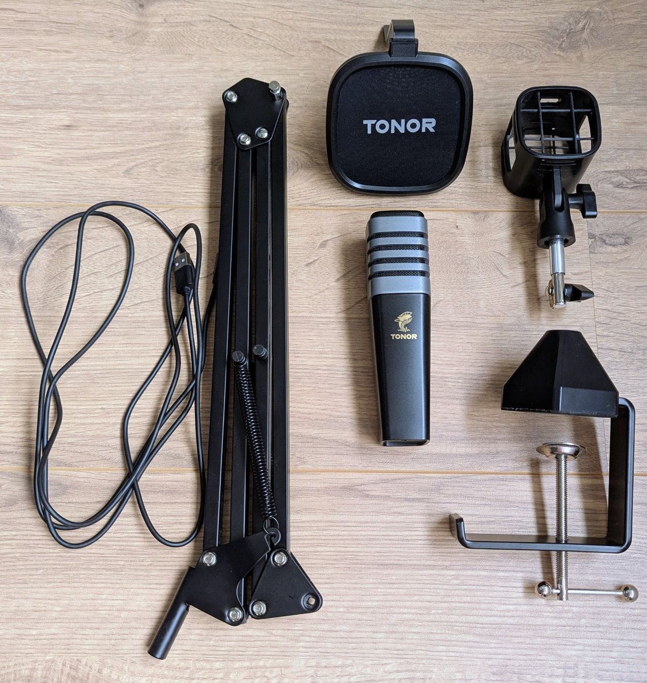 Microfoni: TONOR USB Mikrofon-Set mit Gelenkarm & Popschutz – Usato da Thun venduto da 39tk