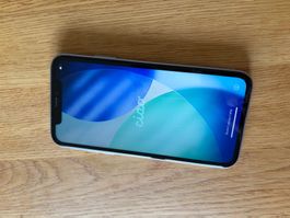 iPhone 11, 64 GB, lila