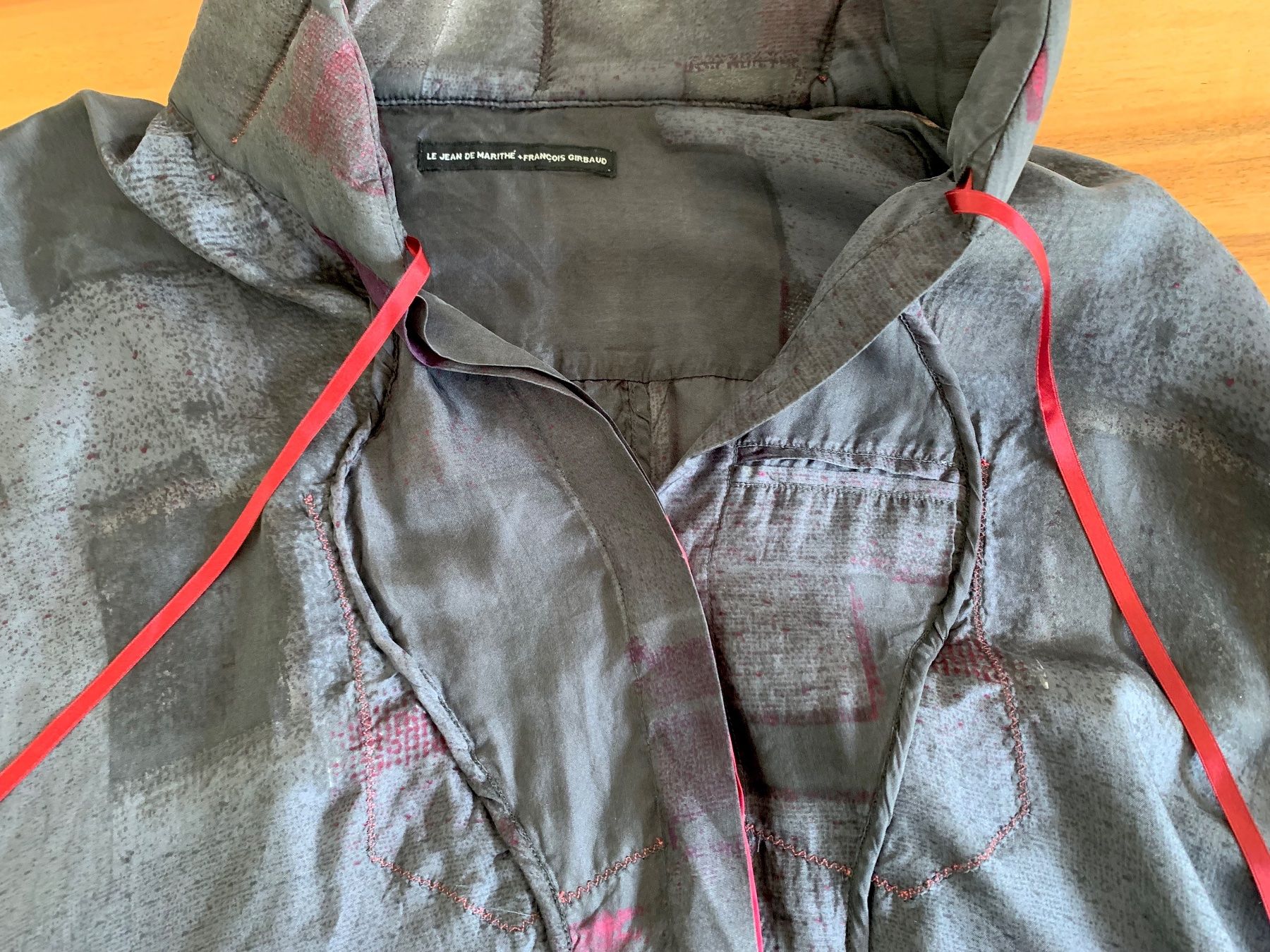 Girbaud Blusen: Marithé François Girbaud extravagante Seidenbluse M-XL – Gebraucht aus Meiringen von tonicandgin 2