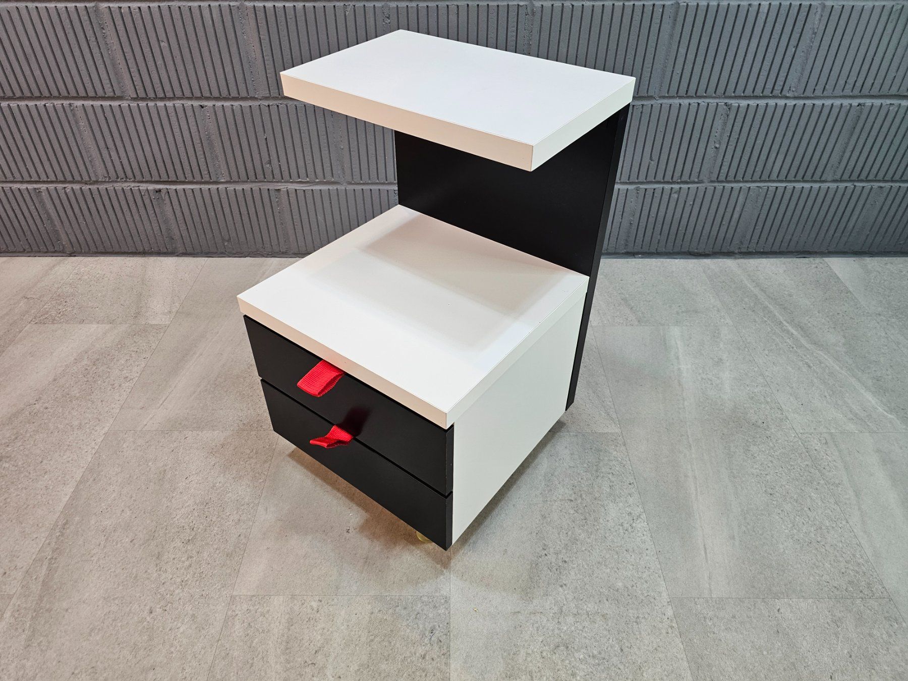 Ikea Comodini: IKEA B.V 1999 ODDA Trolley, Nachttisch Nignt-Stand – Usato da Nottwil venduto da Wondewa-Shop 2