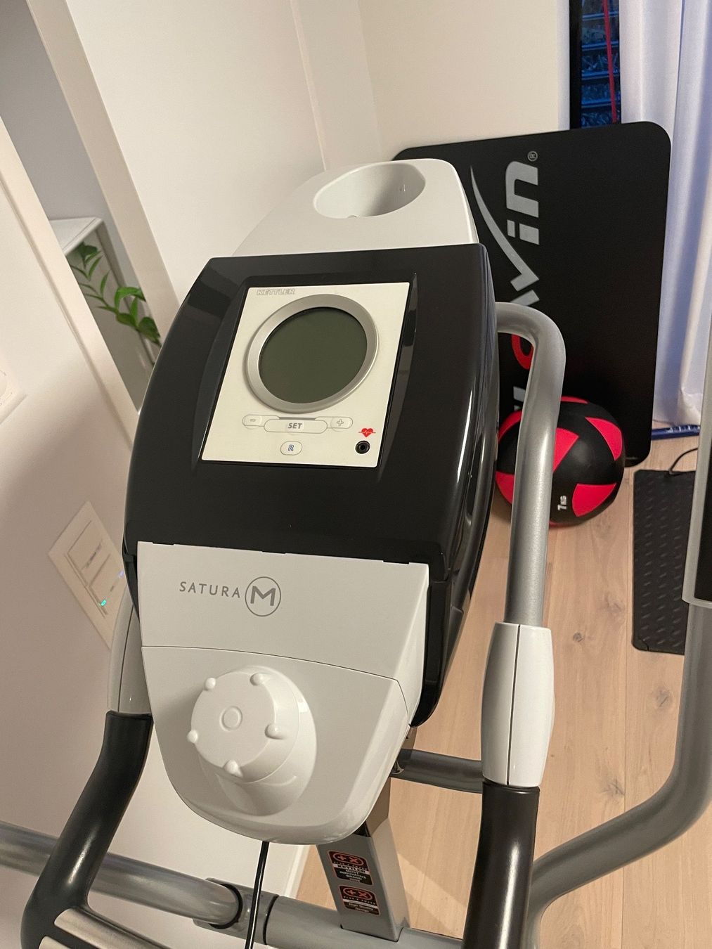 Kettler Hometrainer: Crosstrainer – Usato da oetwil an der limmat venduto da Nazeb 1