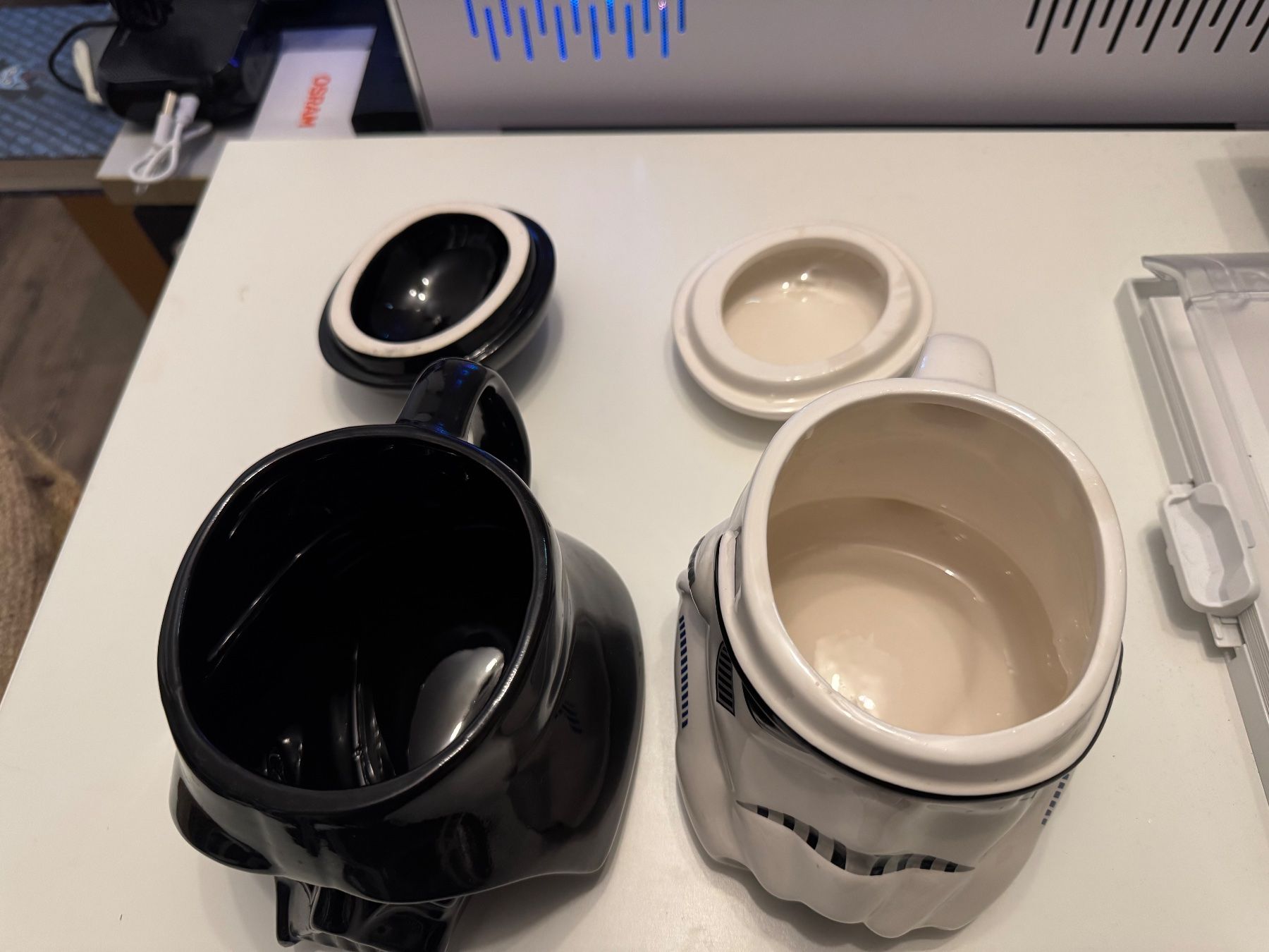 Star Wars Tasses: Star Wars Tassen - Darth Vader & Stormtrooper Set – D'occasion à Burgdorf par Caradhras 4