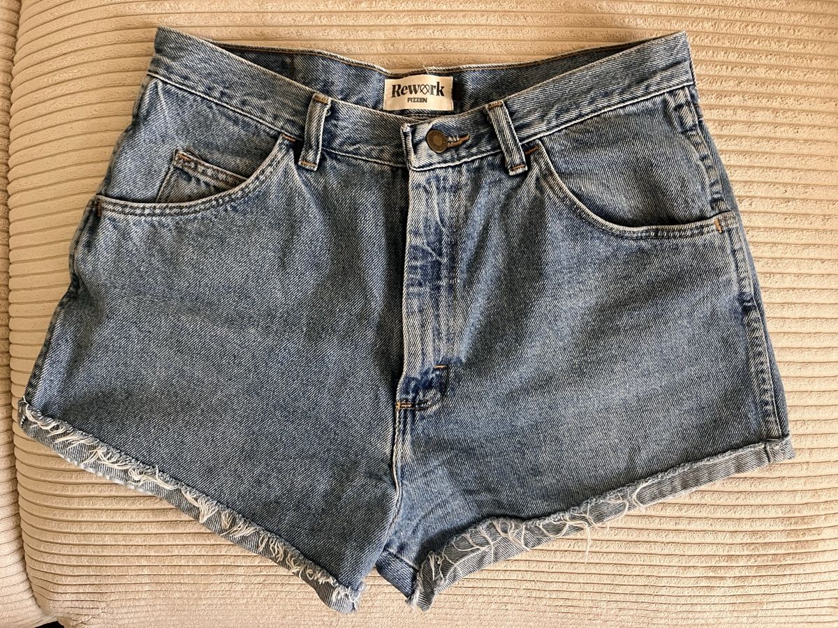 Jeans: Jeans Shorts  – Gebraucht aus Basel von Laura_Noemi