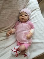 Reborn Baby Mädchen Wunder Schön 56 cm Höhe 2,5 kg