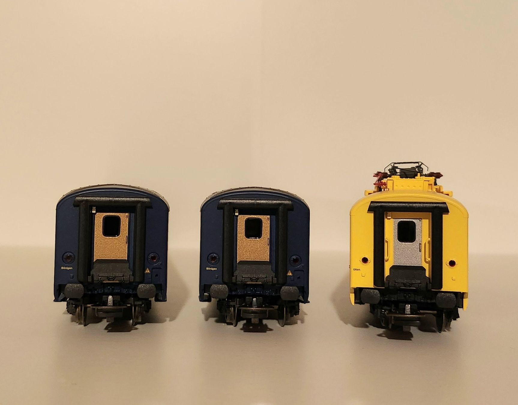 Piko Modellini di ferrovie: Piko 3er Set: 2x BLS & SBB WR Chäs-Express – Nuovo (secondo la descrizione) da Wittenwil venduto da ced_q8j7 5