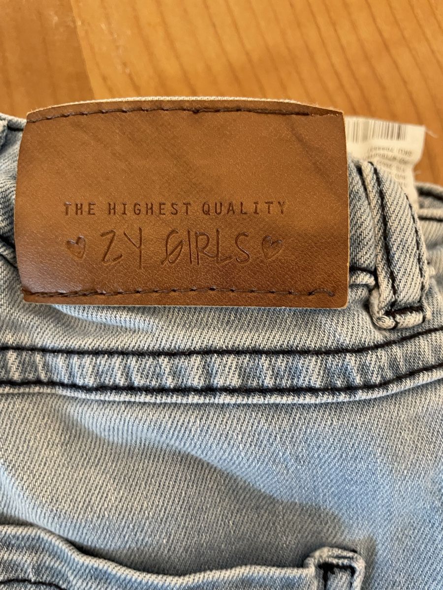 Pantaloni: Jeans 9-10ans ZY girls – Usato da Versoix venduto da Pti-pois 4