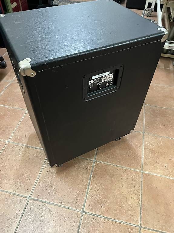 Casse acustiche: HP passif Ampeg – Usato da Renens venduto da fre_25x2 2
