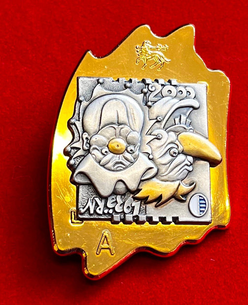 Placchette & Badge: Fasnachtsplakette Luzern Komitee A 2000  Luzerner – Usato da Obernau venduto da Wgnom