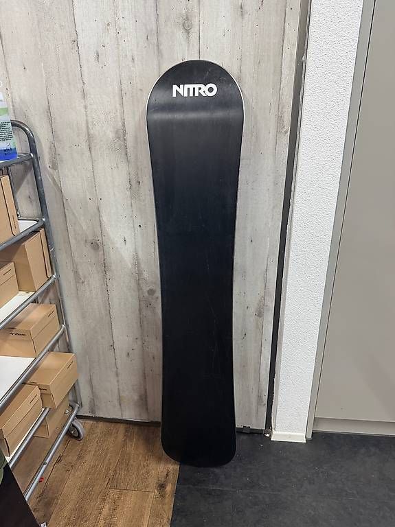 Boards: Nitro Prime Snowboard 152 cm  All Mountain  Schwarz/Rot – Gebraucht aus Sursee von pilatus.sport 3