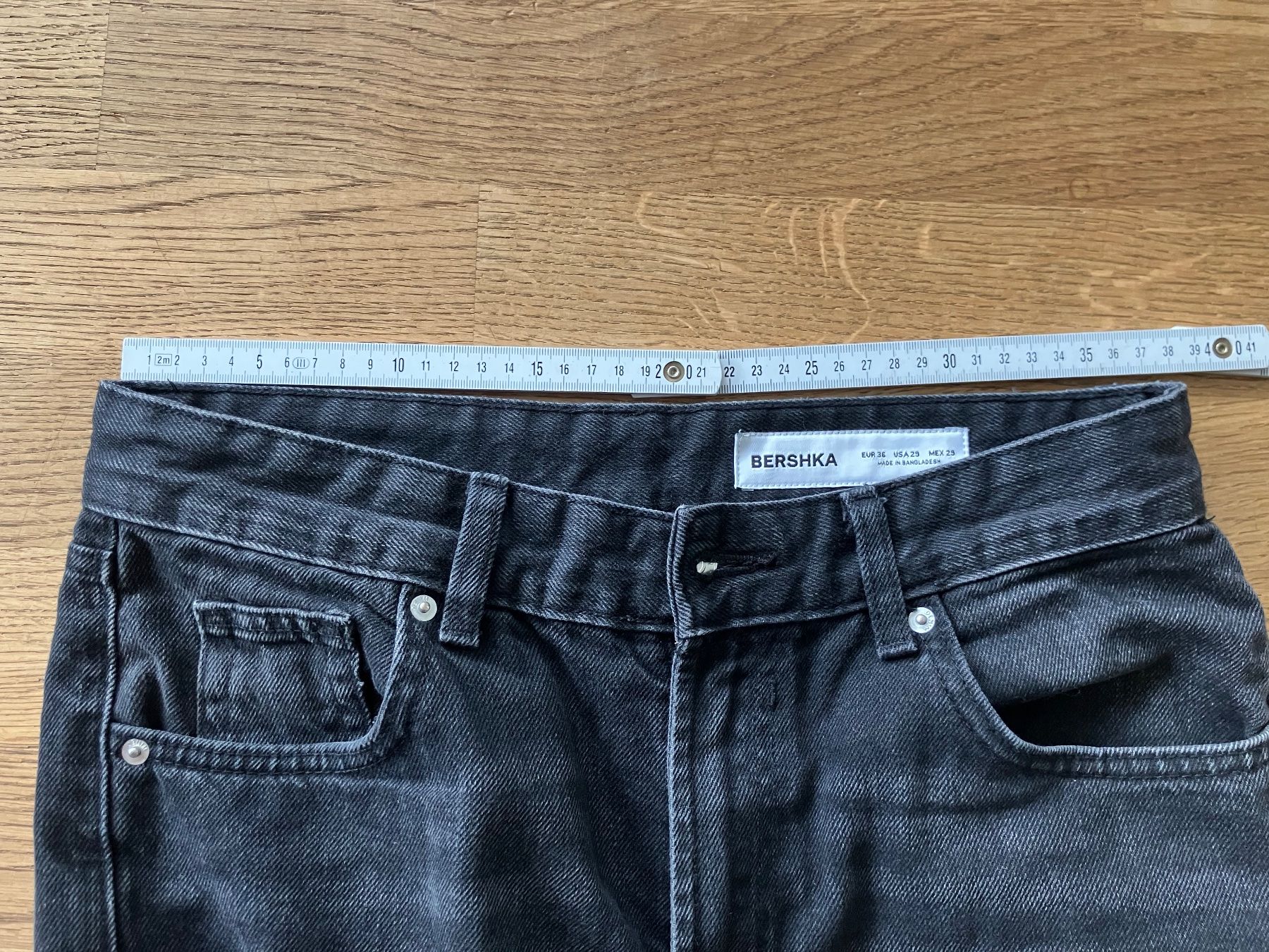 Bershka Jeans: Bershka Flared Jeans – Usato da Wauwil venduto da Petelia 4