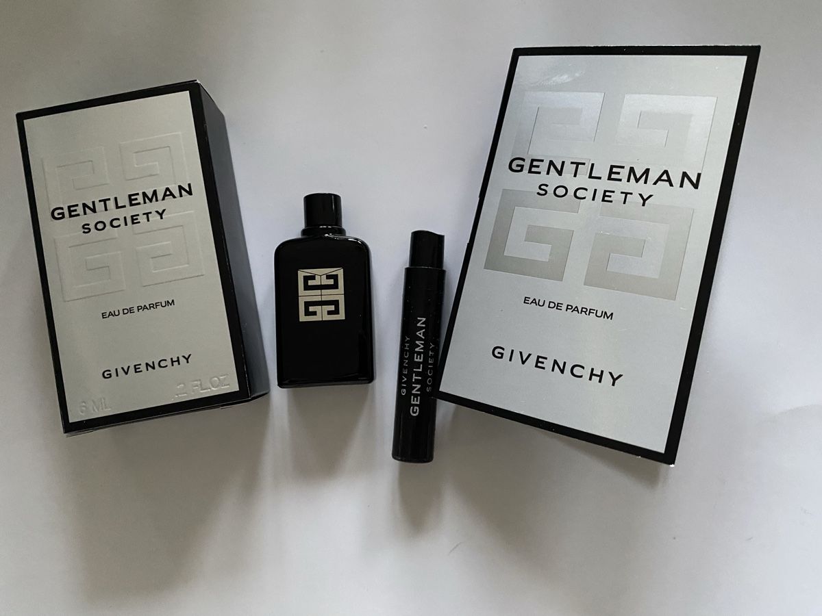 Givenchy Profumi & Eau de Toilette: Miniatures Gentleman Givenchy – Nuovo e nell'imballaggio originale da Bouveret venduto da wes_7zll