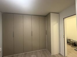 Kleiderschrank