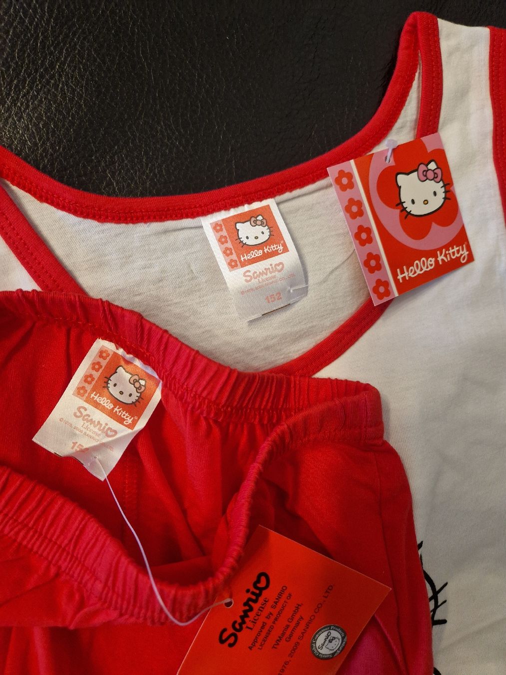 Pigiama & Simili: Ensemble débardeur et short Hello Kitty - Taille 152 - Neuf – Nuovo e nell'imballaggio originale da Penthaz venduto da Sosotroc 4