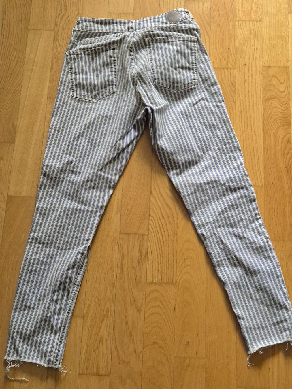 Zara Jeans: Zara Striped Denim Jeans - EU Size 38 – D'occasion à Basel par and_zvv7 1