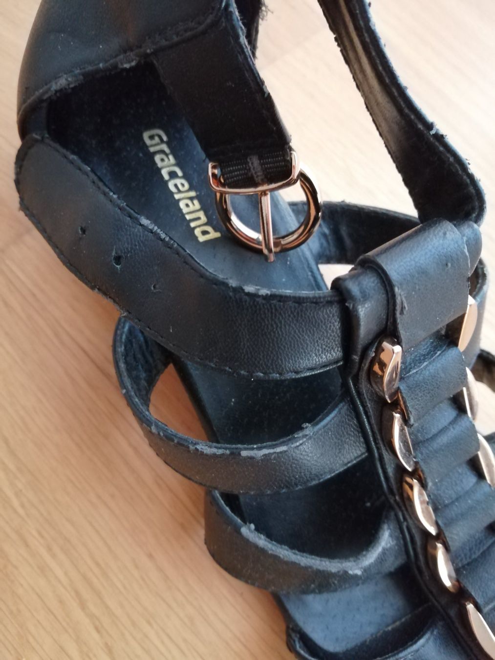 Graceland Scarpe da donna: Sandalen Damen – Usato da Wetzikon venduto da dan_6lrd 9