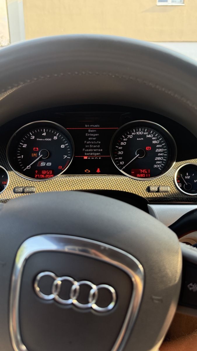 Audi Autos: Audi S8 5.2 V10 – D'occasion à Emmenbrücke par prisan_LU 9