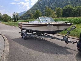 bateau sans moteur avec romorque