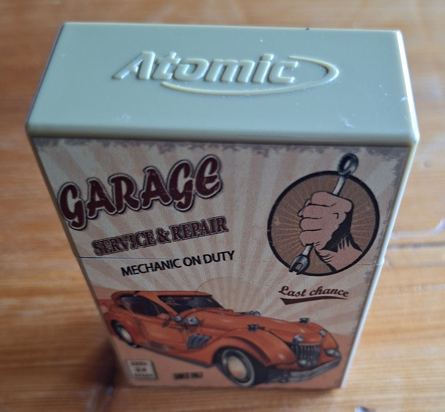 Autres tabacs: Atomic Zigarettenbox Auto Motiv neuwertig – D'occasion à Siebnen par Leissav 2
