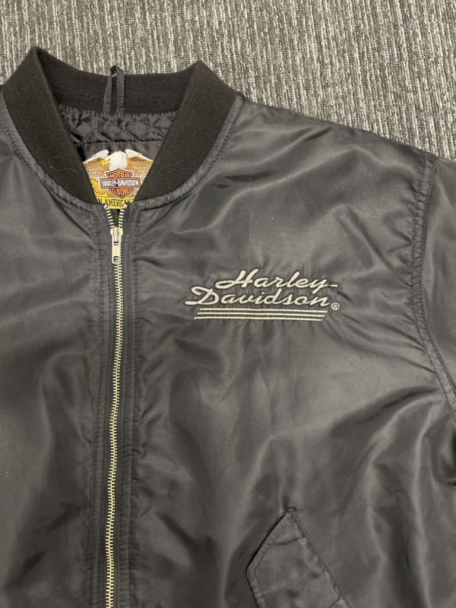 Harley-Davidson Jacken: Harley Davidson Bomberjacke – Gebraucht aus Münchenstein von Cello30 1