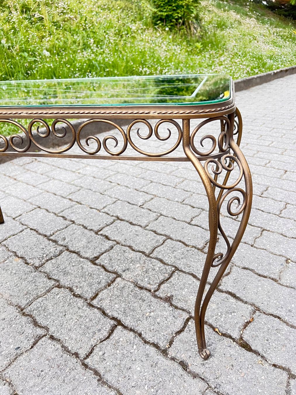 Tische: Table basse vintage, fer forgé et plateau miroir – Gebraucht aus Bernex von 2ziemement 1