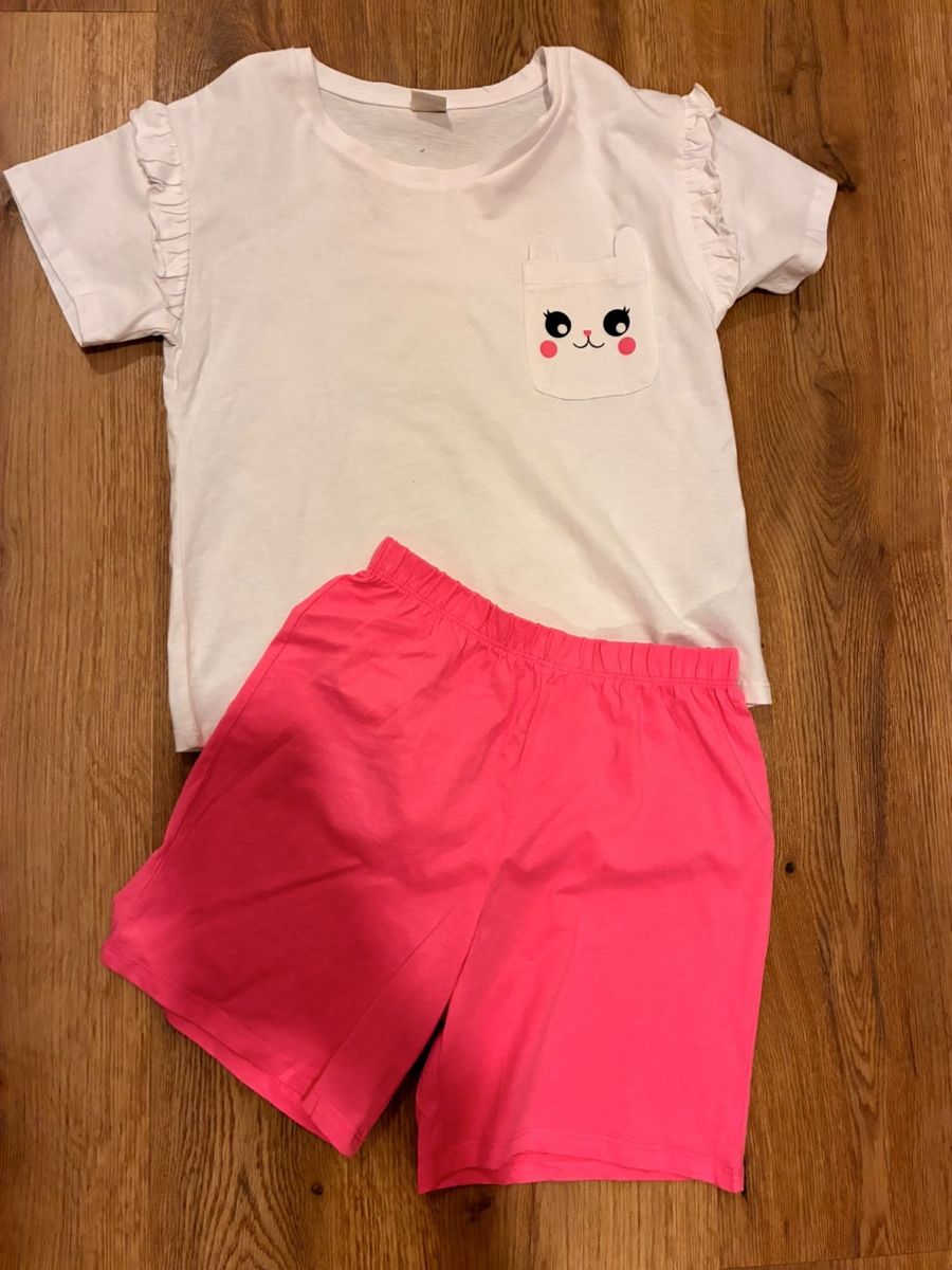 Pigiama & Simili: Schönes Pyjama Gr. 122/128, Neu – Nuovo (secondo la descrizione) da Richterswil venduto da duffi326464