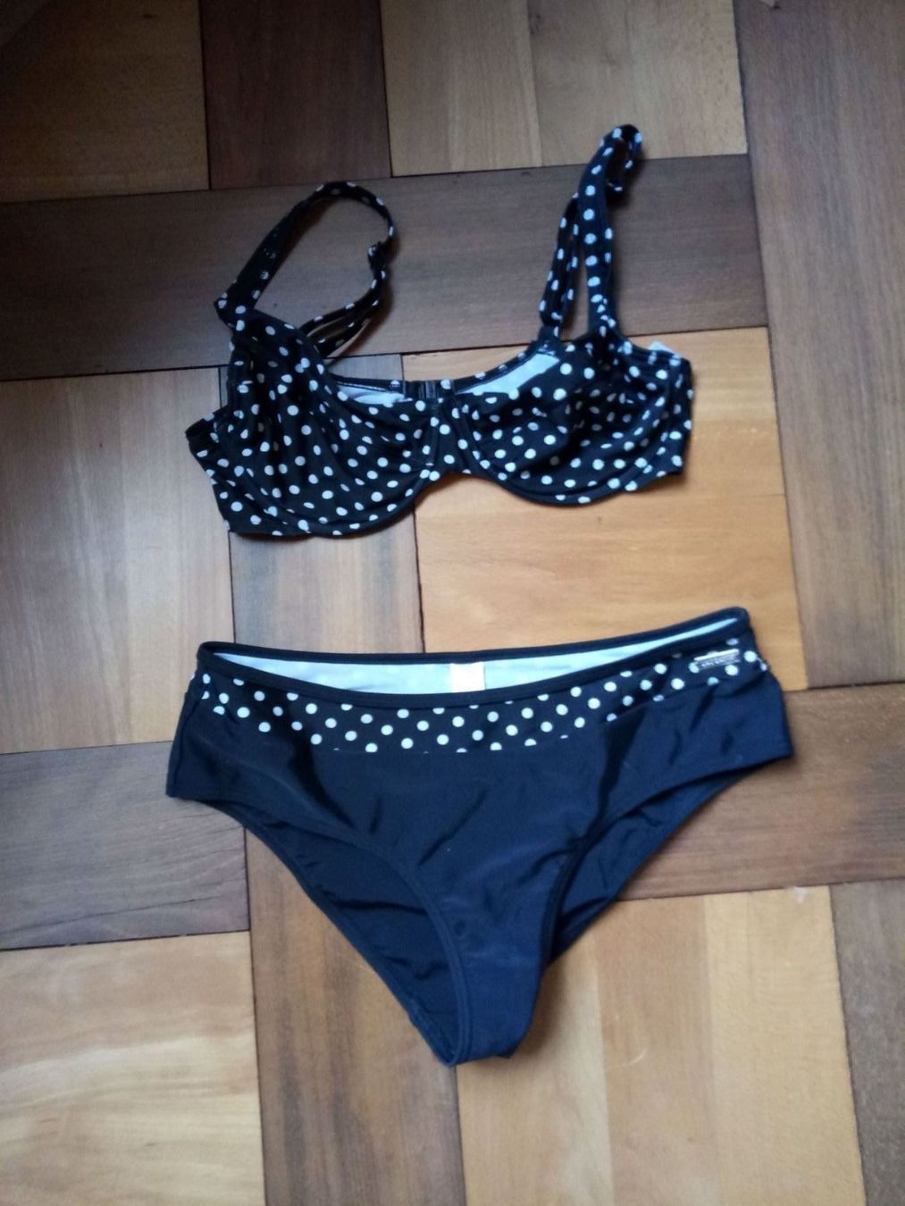 Lascana Costumi da bagno & Bikini: Lascana Bikini Grösse 36/C – Usato da Beckenried venduto da Havacola