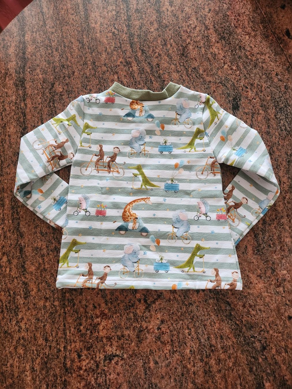 Maglioni & Felpe: Pullover mit Tiermotiven Gr. 80, neu, Handade – Nuovo (secondo la descrizione) da Othmarsingen venduto da pao_2xld 1