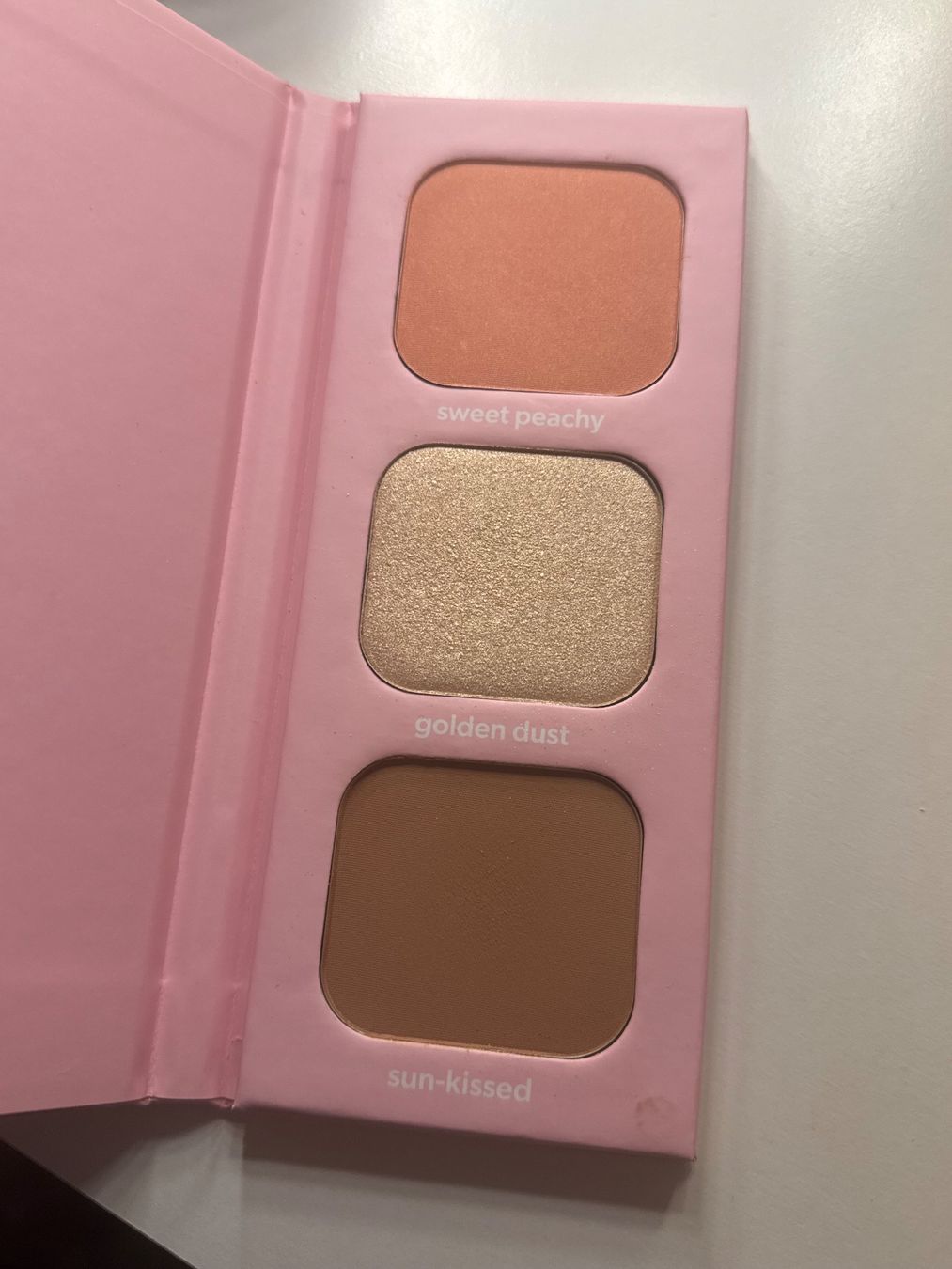 Make-up: FaceBoom Gesichtspalette – Usato da Laupen ZH venduto da nas_h2nr