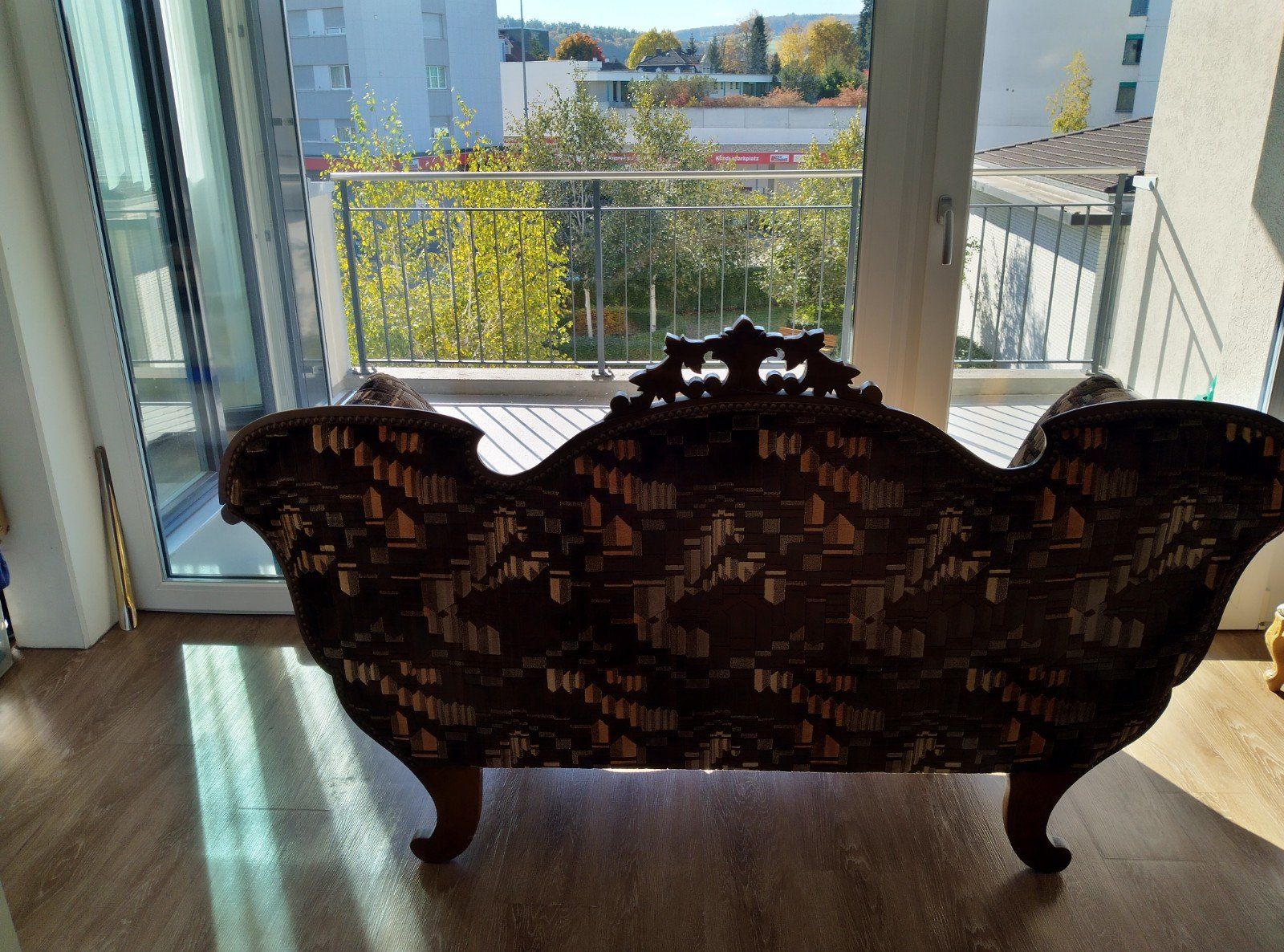 Sofas: Tolles Antikes Sofa - Der Hinkucker – Gebraucht aus Wohlen AG von alphons31 1