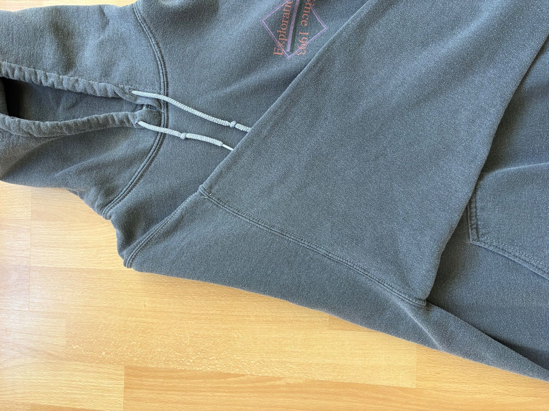 Pullover & Sweatshirts: BDG Kapuzenpullover – Gebraucht aus Orpund von Stepach 2