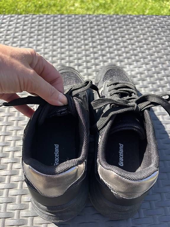 Scarpe da donna: Baskets noires neuves 38 – Nuovo (secondo la descrizione) da Perroy venduto da barballalla 3