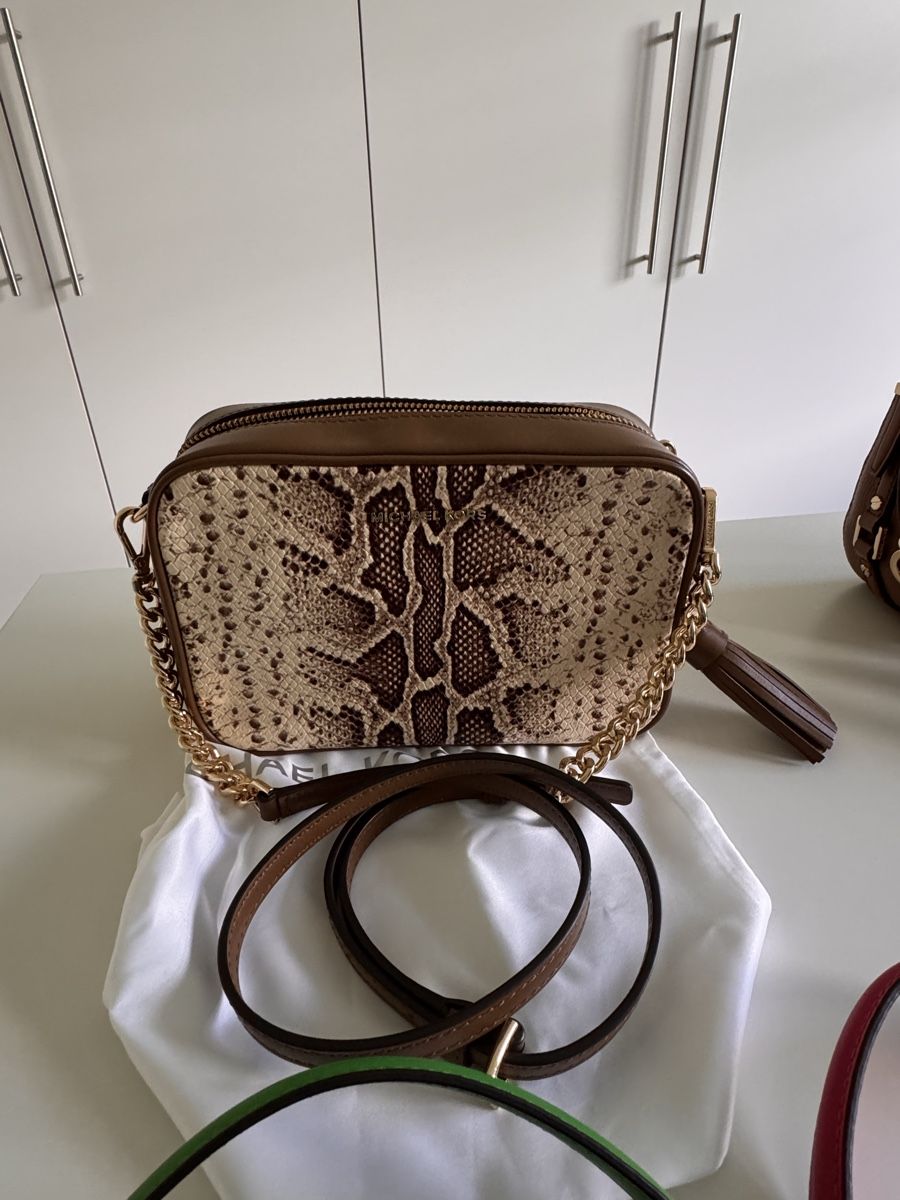 Michael Kors Borse da donna: Michael Kors Camera Bag – Nuovo e nell'imballaggio originale da hägglingen venduto da tamayra