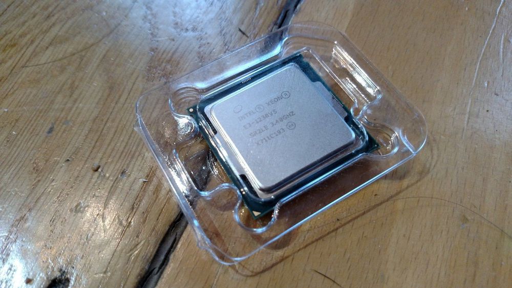 Intel Xeon E3 1230 v5 CPU LGA1151 | Kaufen auf Ricardo