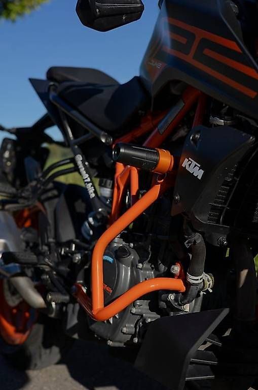 Route: KTM Duke 125 - Full Options – D'occasion à Villeret par Evan.Stengel 1
