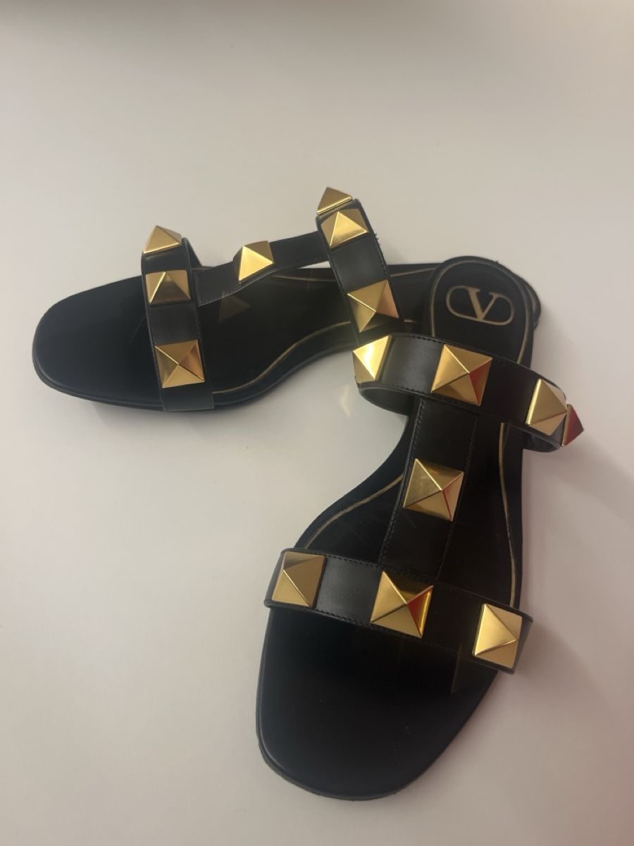 Valentino Scarpe da donna: Valentino Garavani Slipper – Nuovo (secondo la descrizione) da Neerach venduto da Audreyanna00