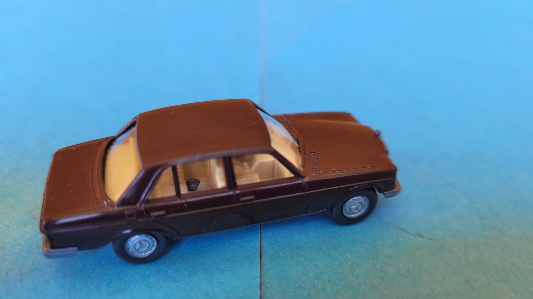 Mercedes-Benz Modellini d'auto: Mercedes 240 D  Wiking 1:87 – Usato da Domdidier venduto da Bimbo57