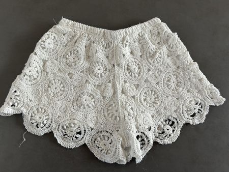 Weisse Vintage Häkelshorts, Sommer, Grösse S/M
