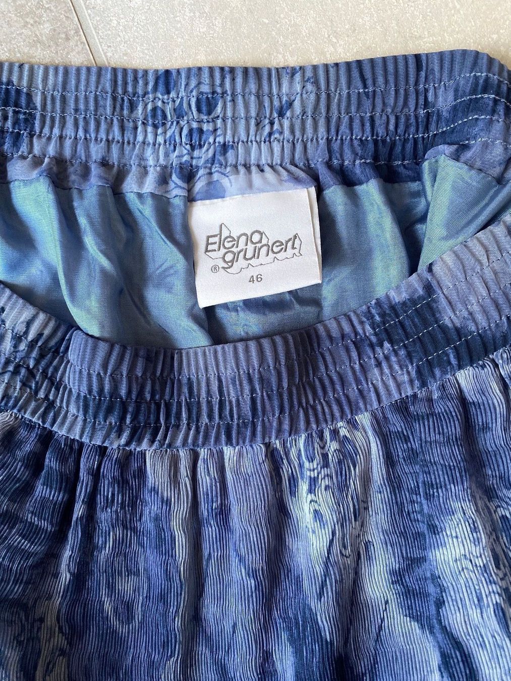 Costumi: Bluse mit Jupe – Usato da Bülach venduto da Jackybabue 5